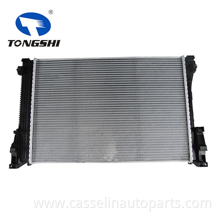 Car Radiator Parts for Mercedes BENZ C CLASS (W204) OEM 2014500153 Radiator for Car